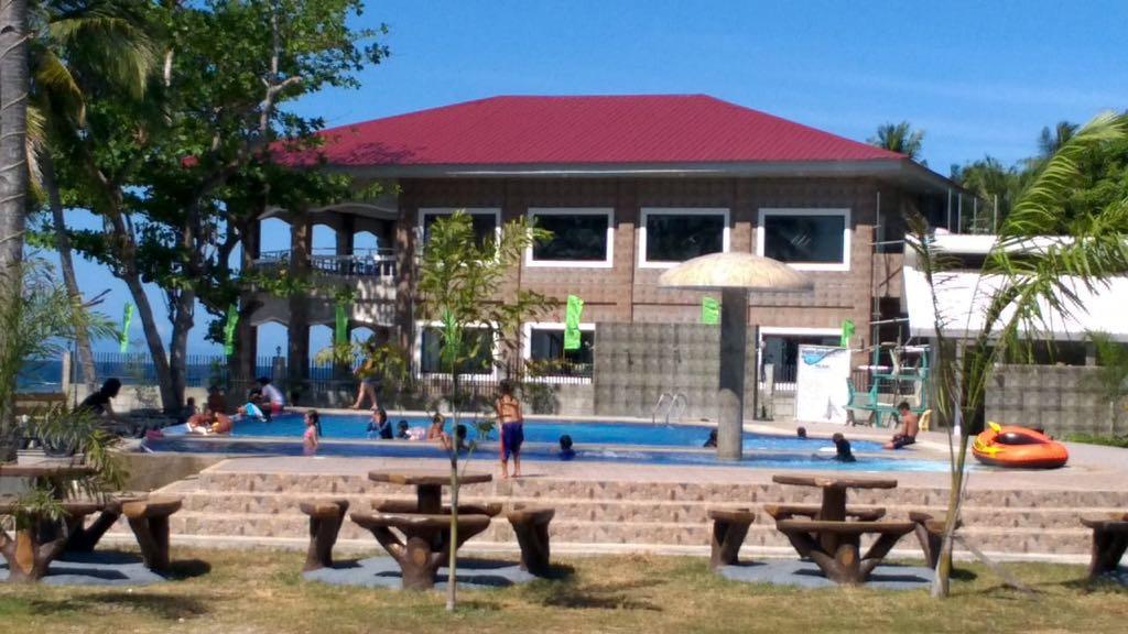 Lagoon Beach Resort Gitagun Eksteriør billede